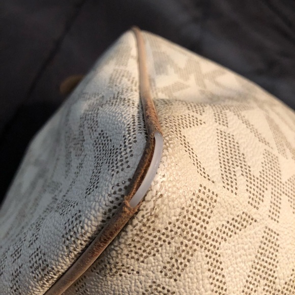 Michael Kors Grayson large purse - Picture 4 of 5